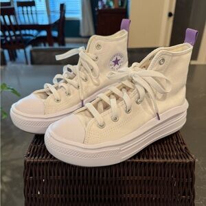 New Converse White Platform High-Tops Youth, sz 3